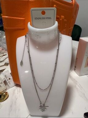 Layered Silver Necklace Set